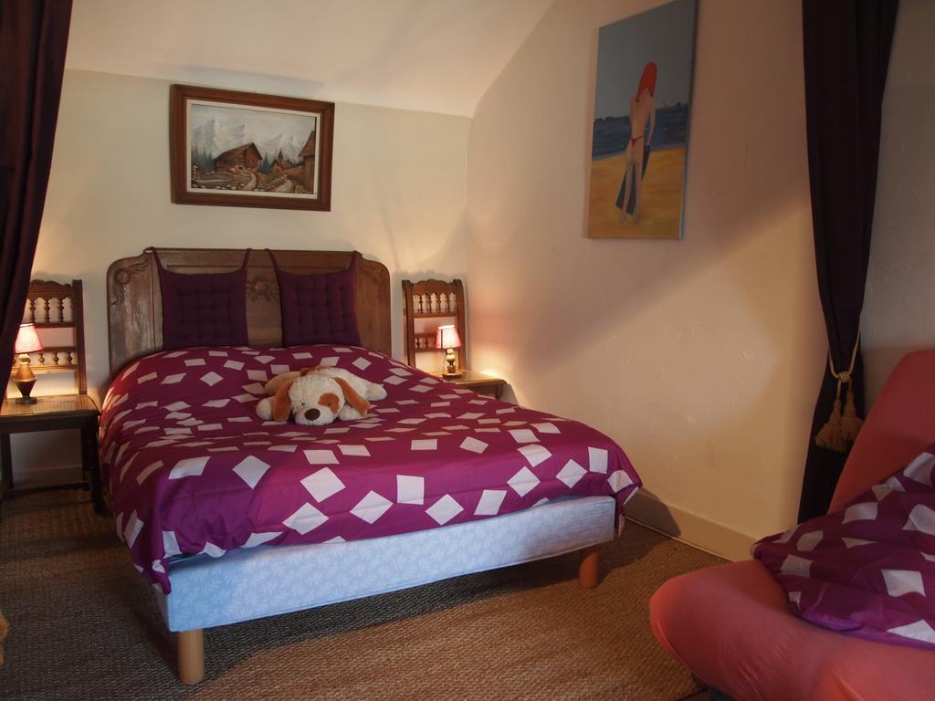Chambres Et Tables D'Hotes A L'Auberge Touristique Meuvaines Exterior photo